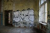 heilanstalt milbitz graffiti_063